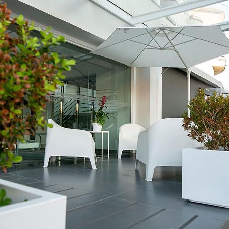 Hotel Artemide Aversa Extérieur photo
