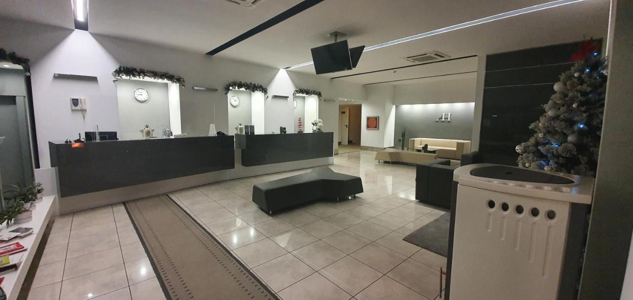 Hotel Artemide Aversa Extérieur photo
