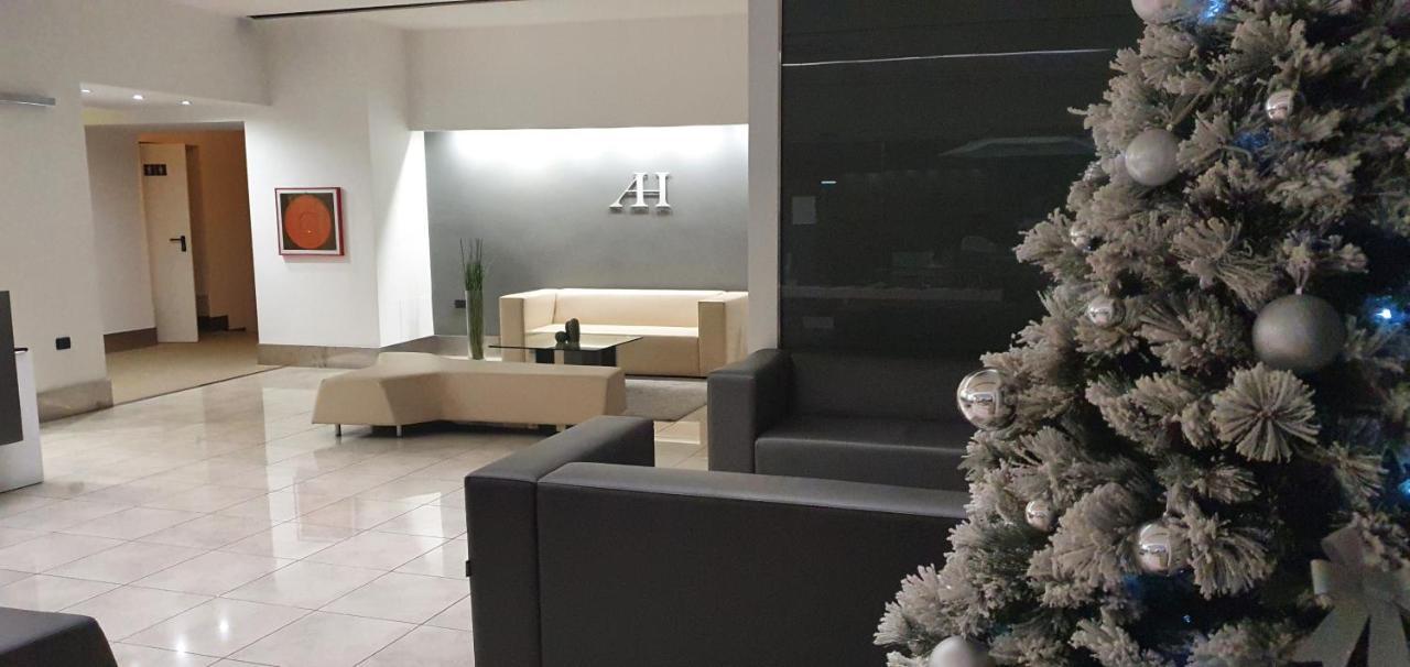 Hotel Artemide Aversa Extérieur photo