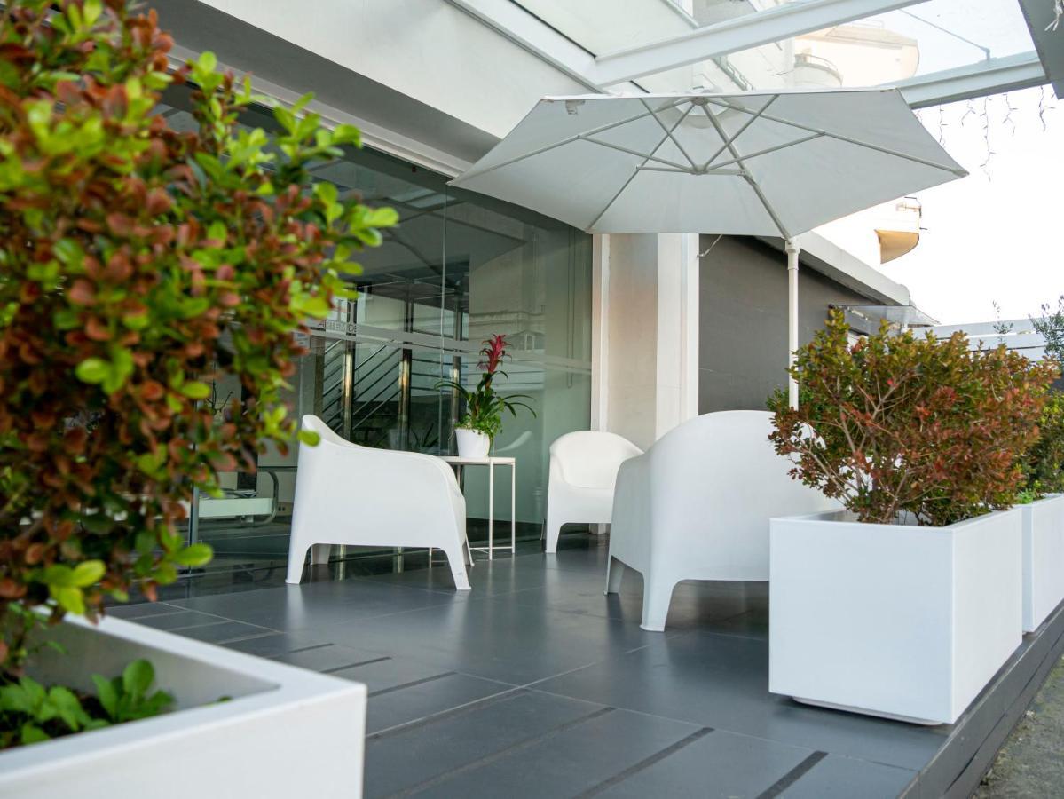 Hotel Artemide Aversa Extérieur photo
